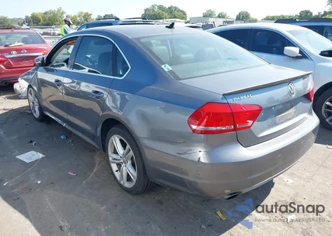 2012 Volkswagen Passat 3.6L V6 Se from USA, damaged, VIN 1VWBM7A31CC047228